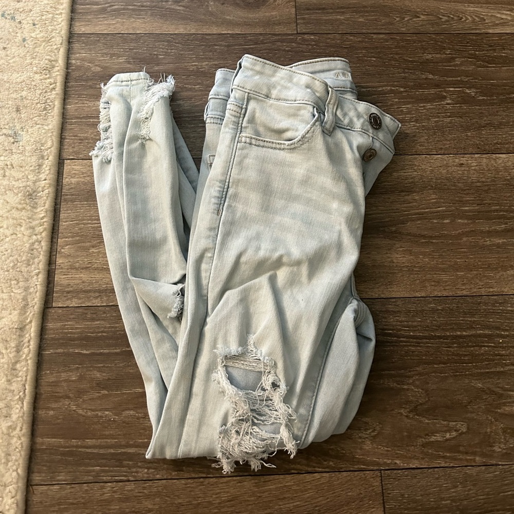 American Eagle Distressed Jeans